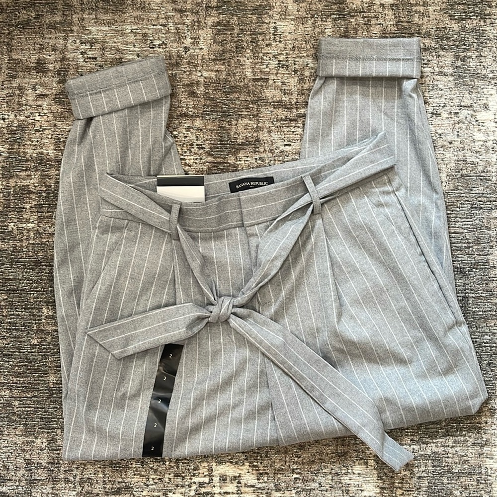 NWT Banana Republic grey and white stripe pants